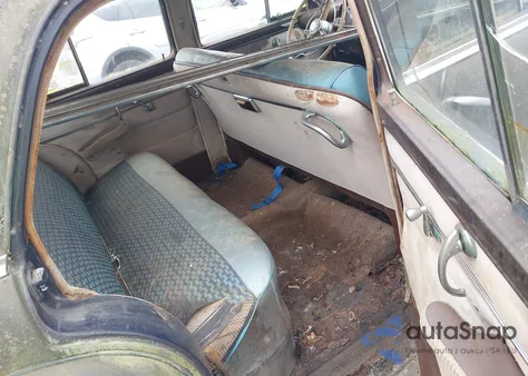 1952 Chrysler Windsor из США, поврежденный, VIN 70095896